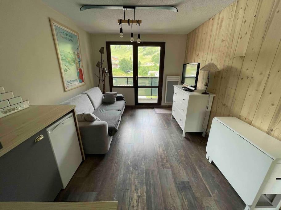 Studio Refait A Neuf Avec Balcon - Famille - Parking Couvert ฌ็องรุส ภายนอก รูปภาพ